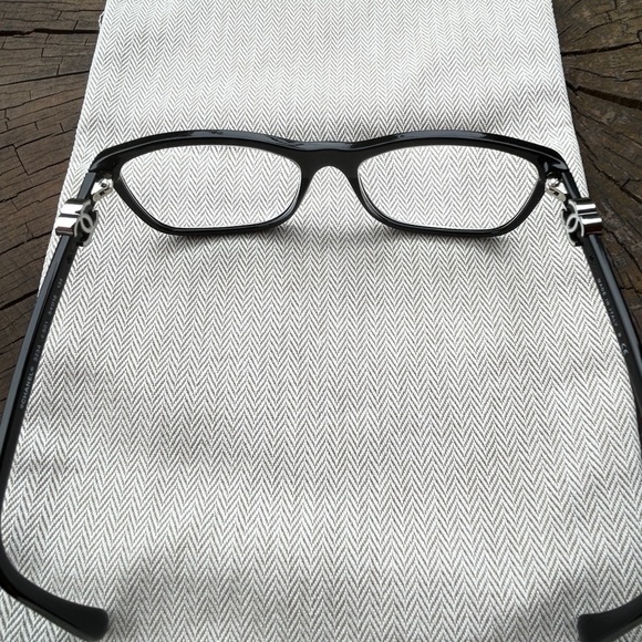 CHANEL Black CC Eyeglasses with Quilted Case - Picture 6 of 14